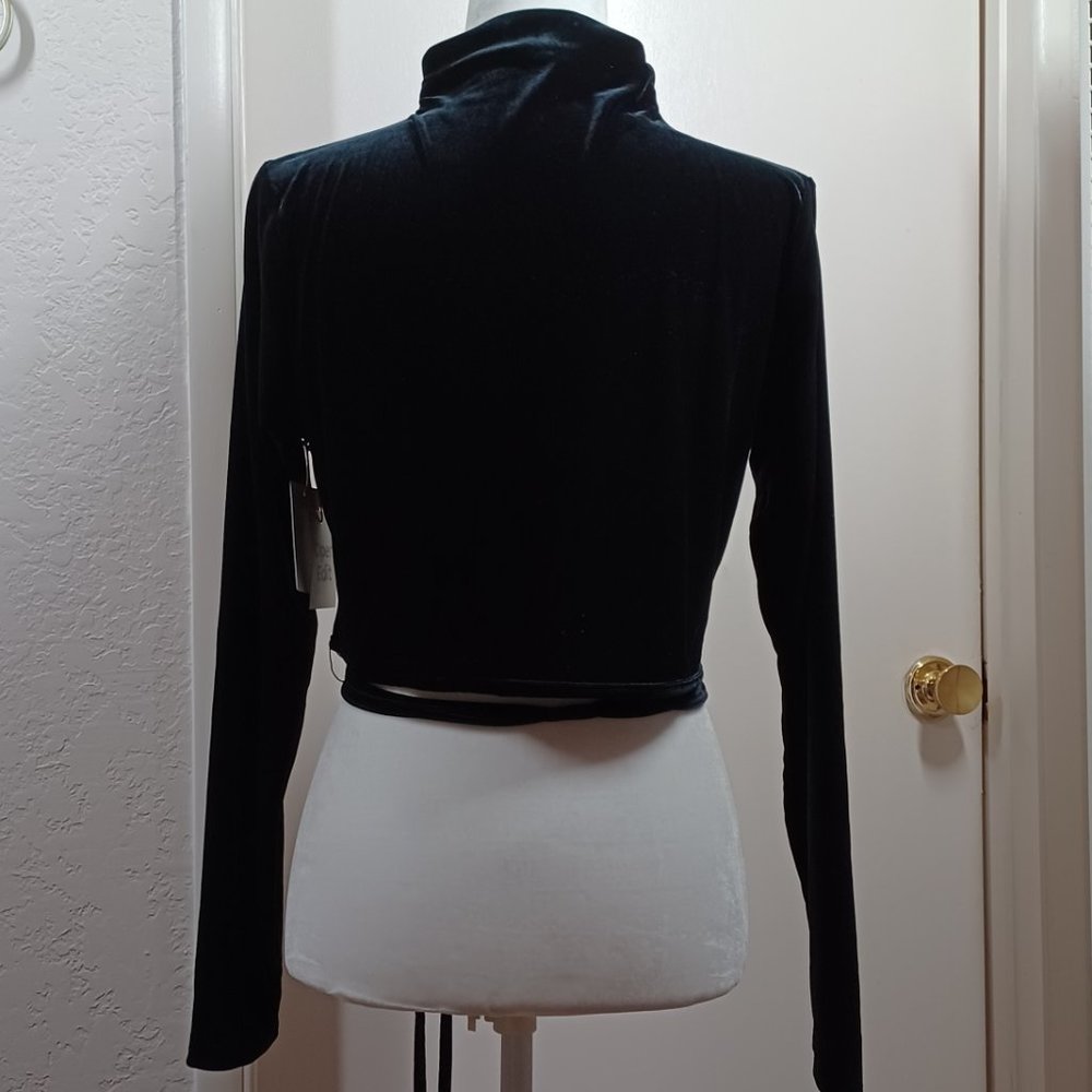 Nordstrom Open Edit Tie Front Velour Crop - Picture 3 of 3